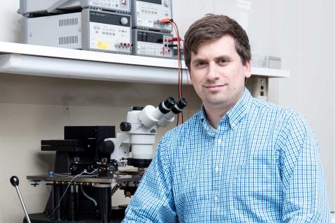 A material scientist at Draper, Gregory M. Fritz has advanced the field of 3D printing with innovations such as nanometer inks and printable electronics, earning him an invitation to join the Frontiers of Engineering Symposium held annually by the Nationa